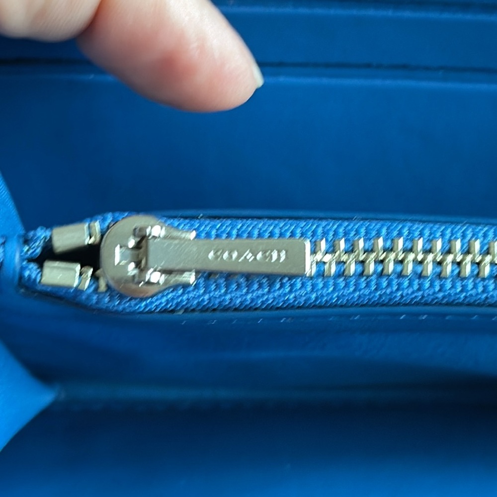NWT COACH Accordion Zip Wallet Blue with Silver tone Accents - Picture 15 of 15